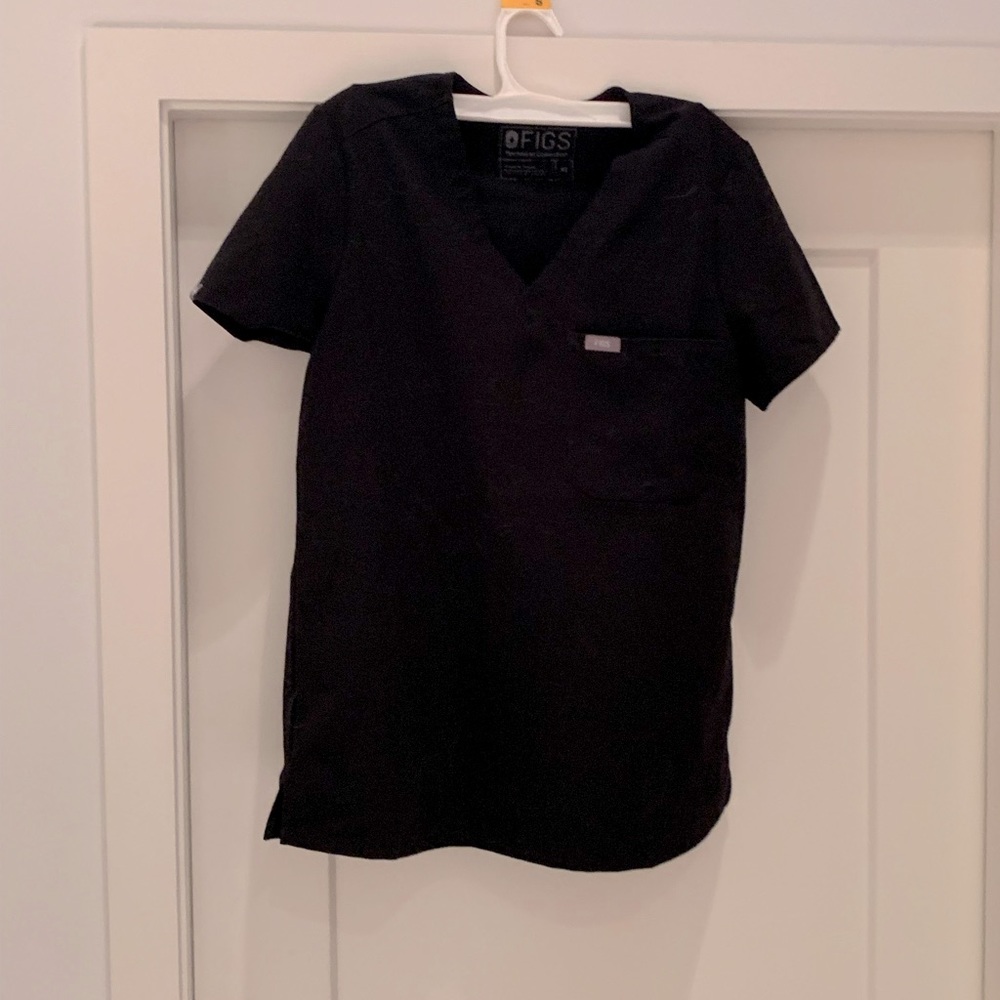 Figs Catarina Scrub Top in Black